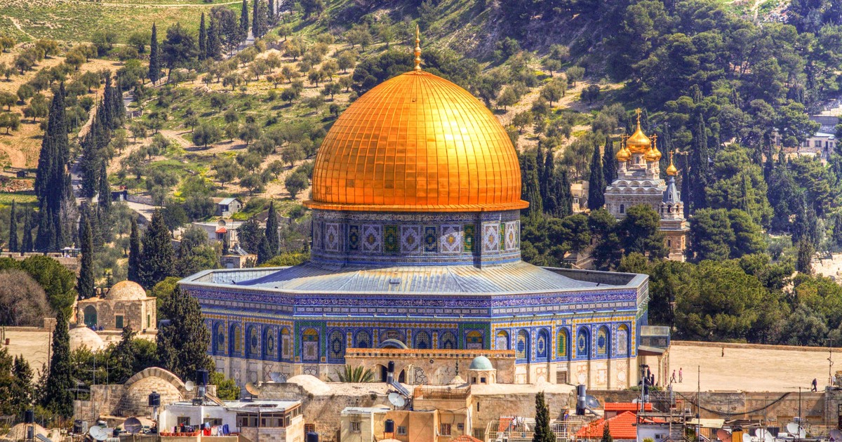 Read more about the article Islamic Combined Tour Jordan-Palestine